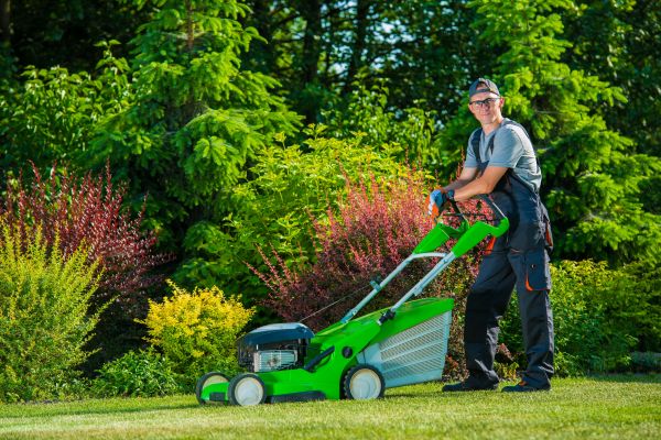 Yard Work Service in Slidell